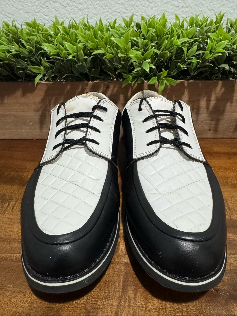 G/FORE Gallivanter Onyx Quilted Leather Golf Shoes G4LF19EF16 Womens Size 8.5 - Picture 3 of 11